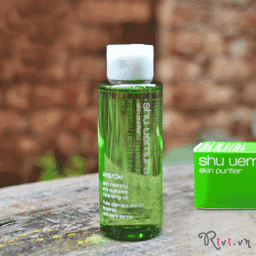 Dầu tẩy trang Shu Uemura làm sạch sâu Anti/Oxi Skin Refining Anti-Dullness Cleansing Oil – có thực sự hot hay không?